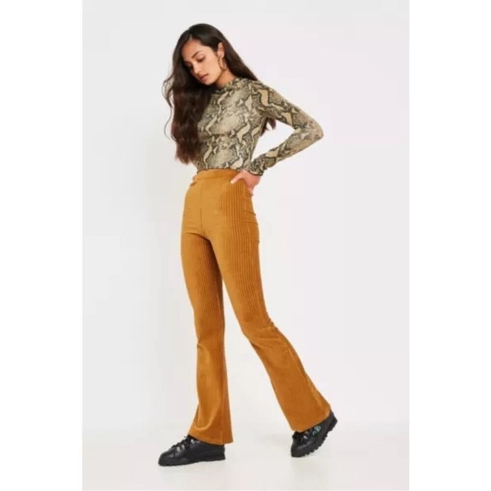 Urban Outfitters Marigold Ribbed Corduroy Flare Pants Sz M